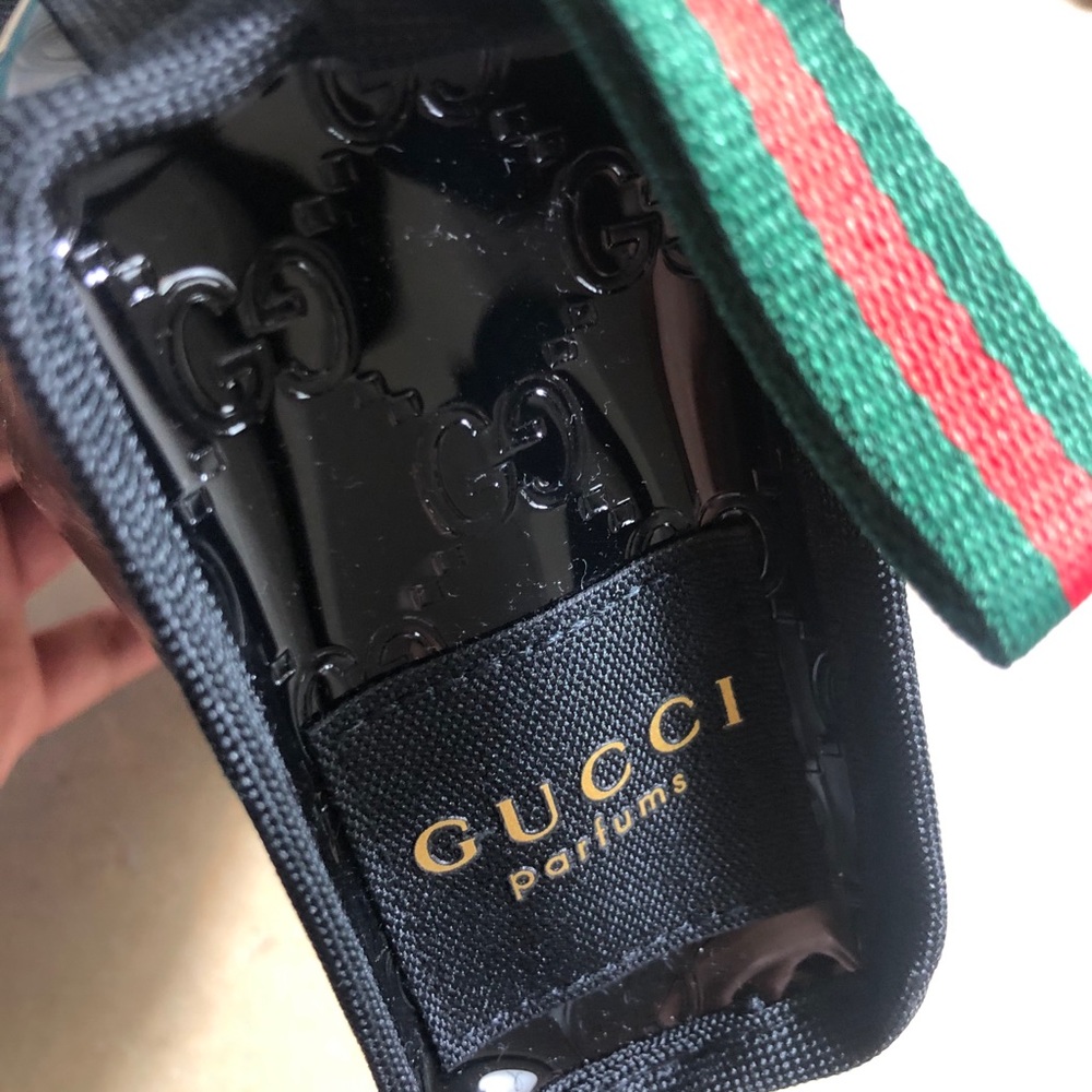 Brand new Gucci Parfums cosmetic pouch